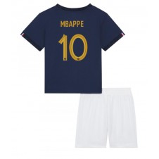 Frankrike Kylian Mbappe #10 Hemmaställ Barn VM 2022 Korta ärmar (+ Korta byxor)